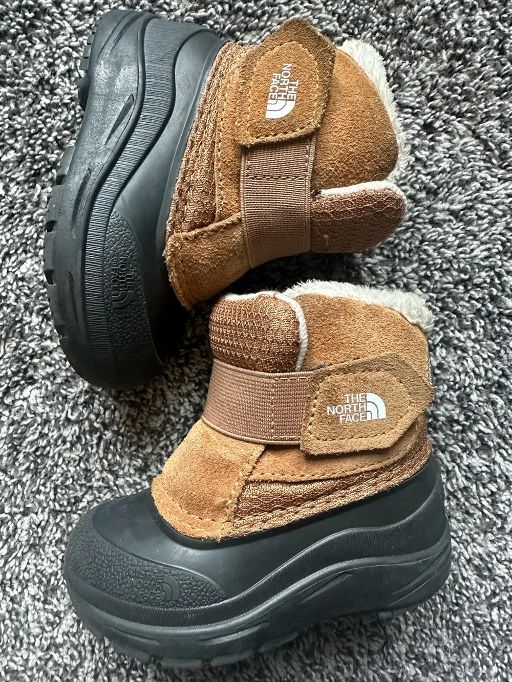 The North Face Alpenglow Winter Boots Waterproof Size 6